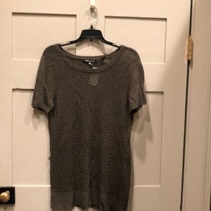 Light weight short sleeve sweater